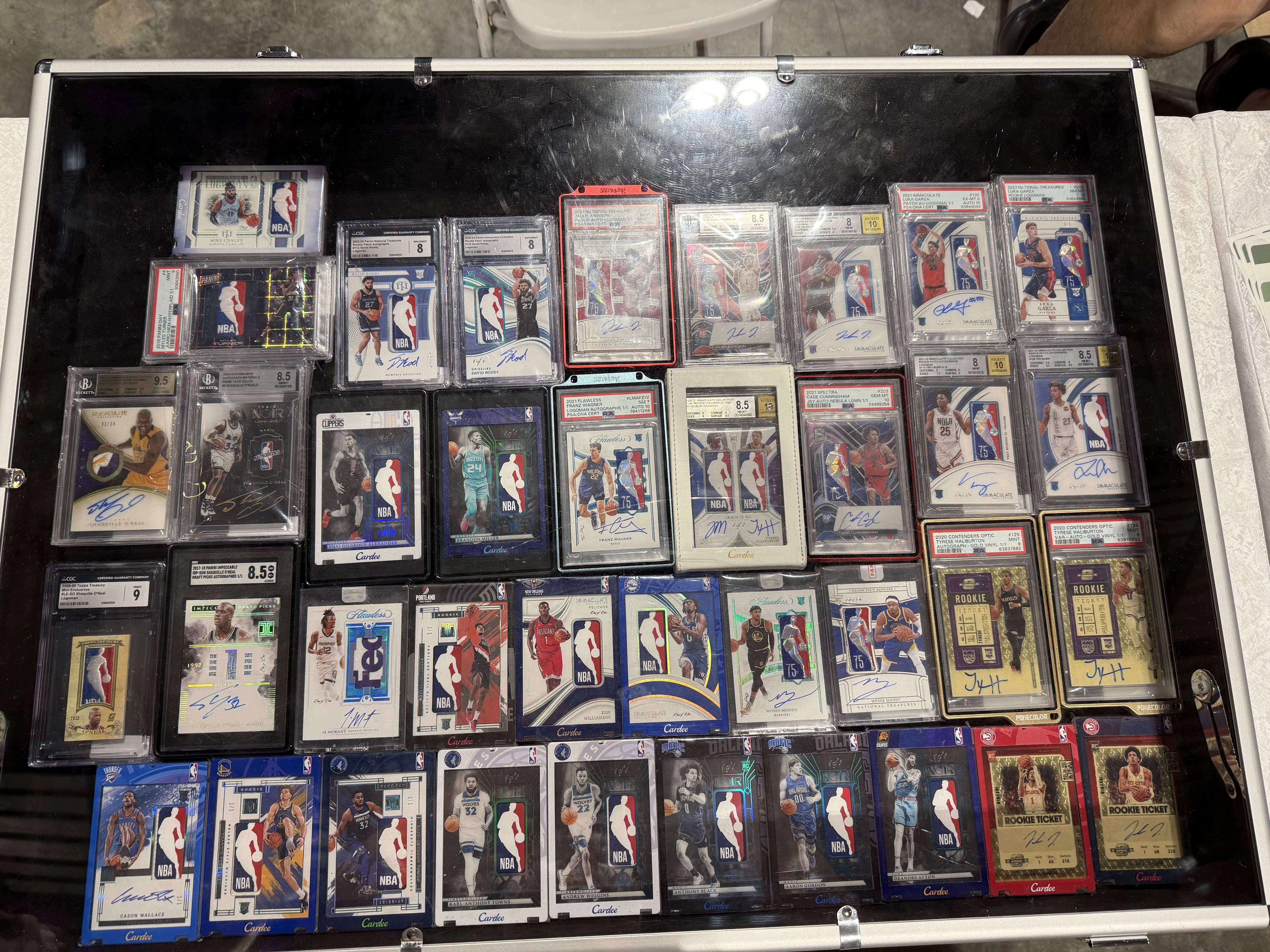 BU、宝可梦被爆买有人入坑1个月花5万瓦力游戏试玩这个双十一纸片版LABU(图2)